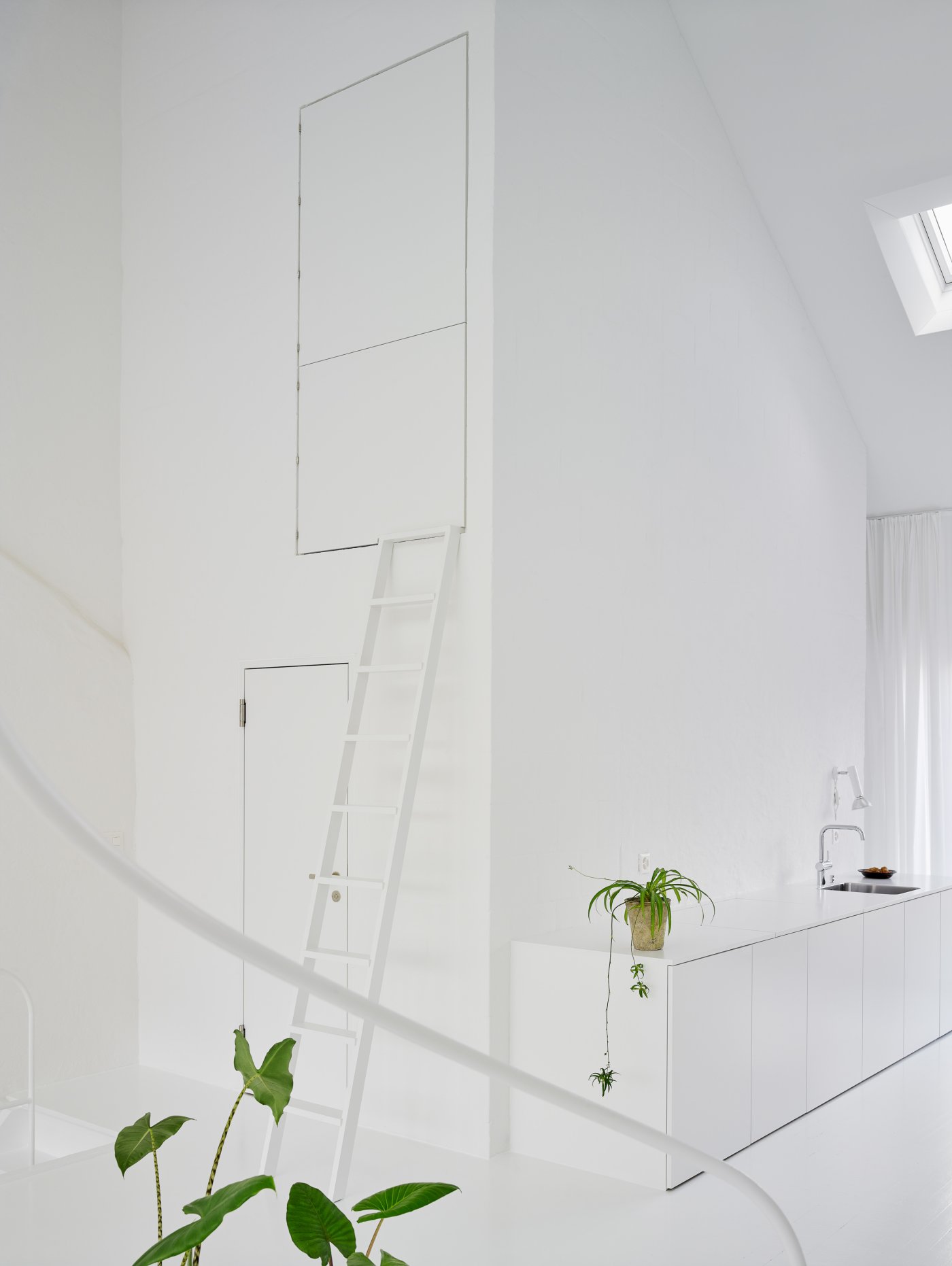 Angela Deuber Architect / Atelier