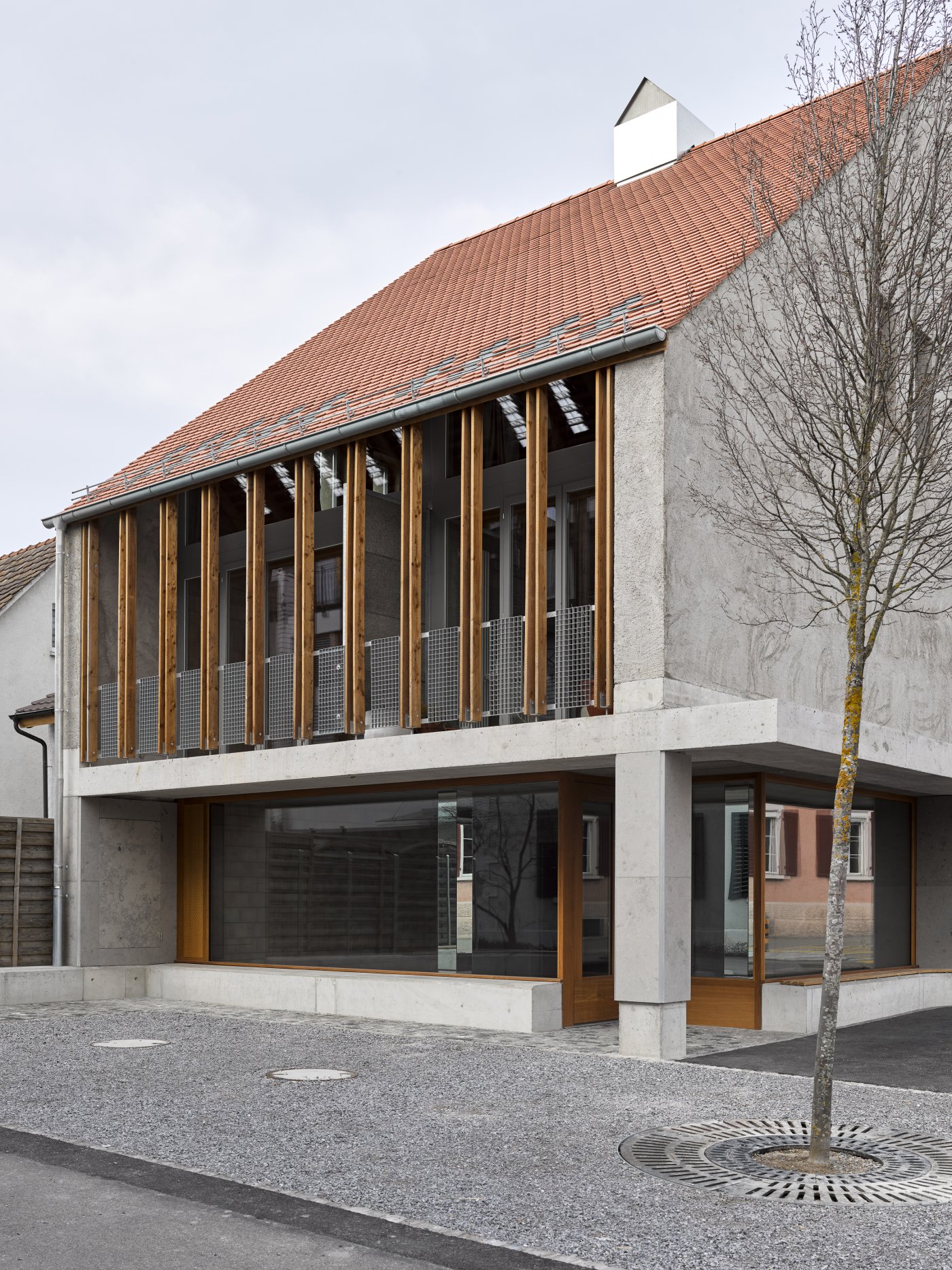 Marazzi Reinhardt / Haus zum Pudel